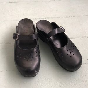 Dansko Shoes